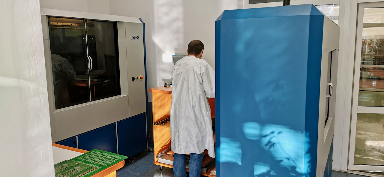Flying probe elektrický tester od firmy Mania